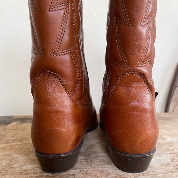 CAPEZIO Cute 80’s Brown Leather Cowboy Boots Embroidered Stitching. 8 1/2 USA!!! - Picture 13 of 14